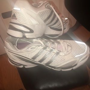 Women’s adidas sneakers workout shoe